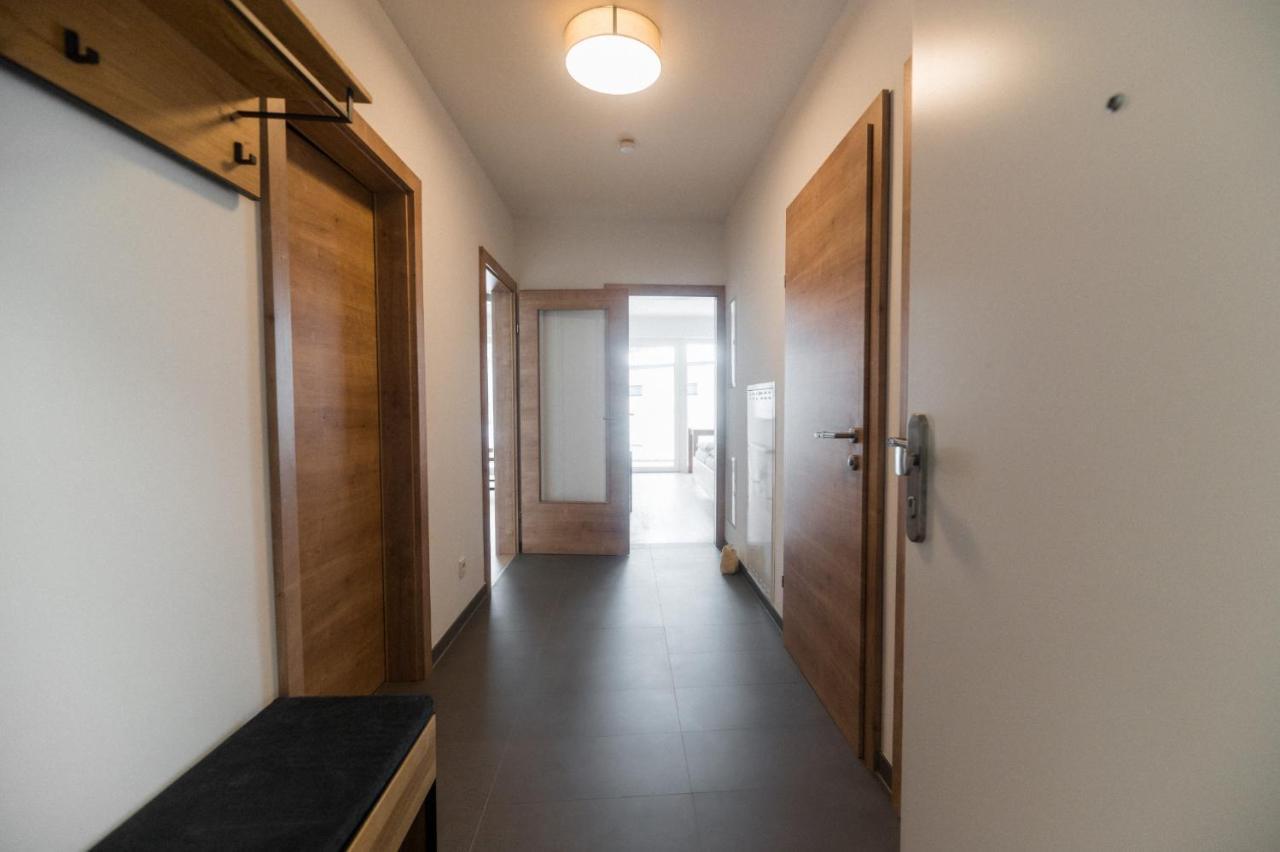 Bergsonne Mit Sonnenbalkon Und Tiefgaragen Parkplatz Apartment *